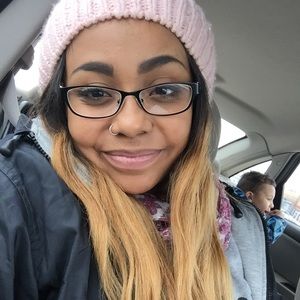 Meet your Posher, Sienna